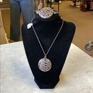 Elegant Silver Pendant Necklace and Bracelet